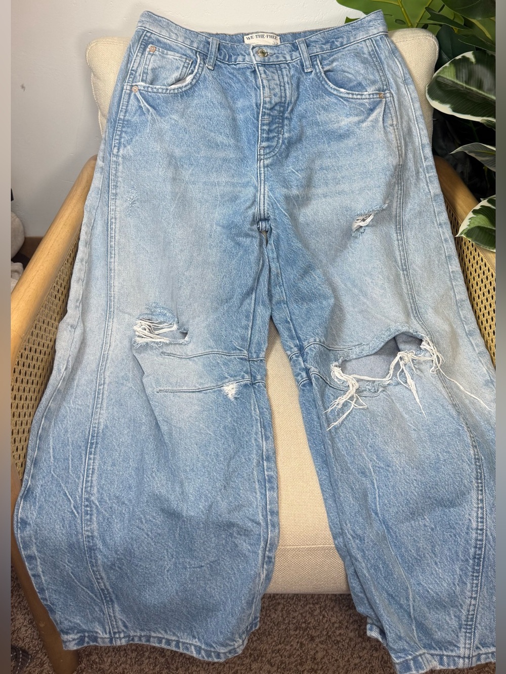 Free People (We The Free) Good Luck Mid Rise Barrel Jeans Size 27 - Picture 4 of 9